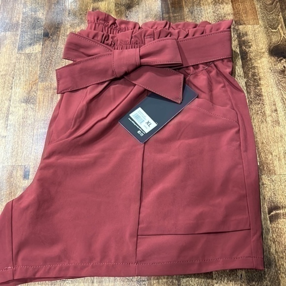NWT Tie Waist Paperbag Shorts
90 DEGREE BY REFLEX - Picture 4 of 6